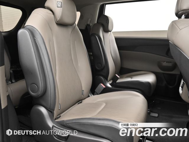 Kia Canival 2025 — photo 17