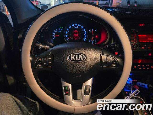 Kia Sportage 2013 — photo 8