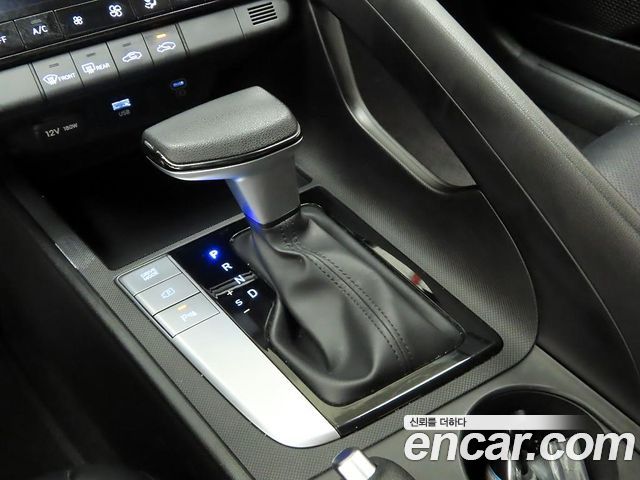 Hyundai AVANTE 2024 — photo 11