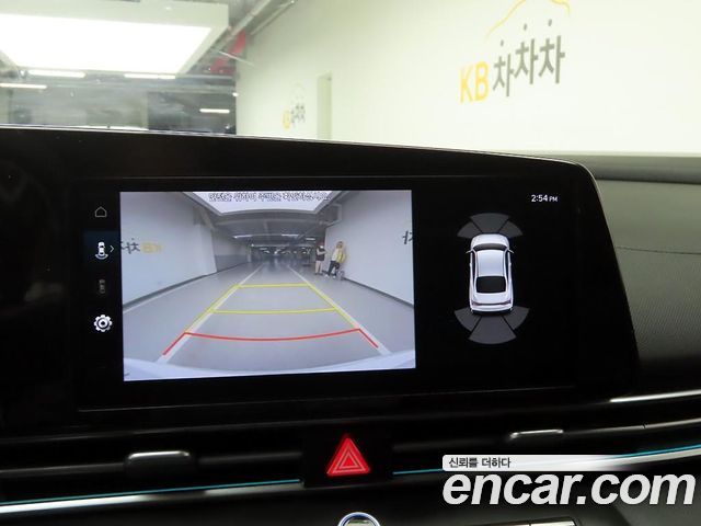 Hyundai AVANTE 2024 — photo 16