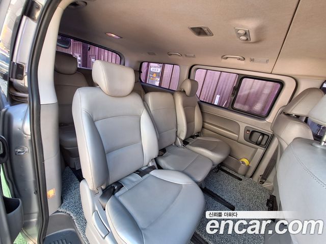 Hyundai Starex 2019 — photo 9