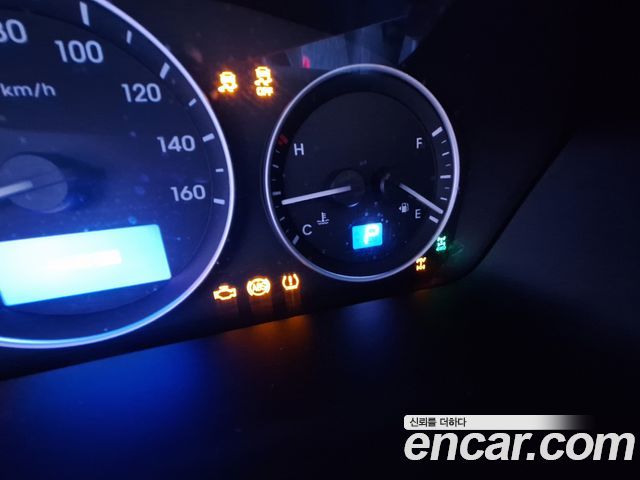 Hyundai Starex 2019 — photo 12