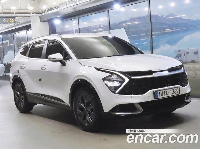 Kia Sportage 2023 — photo 1