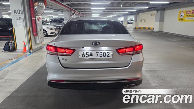 Kia K5 2018 — photo 6