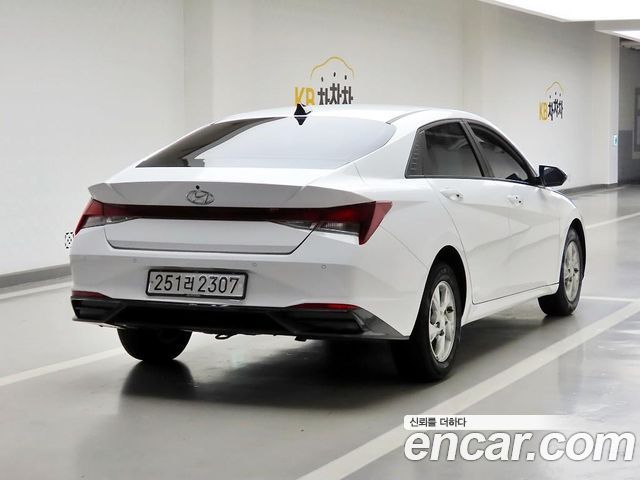 Hyundai AVANTE 2023 — photo 4