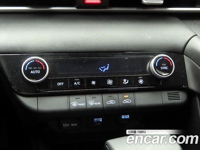 Hyundai AVANTE 2023 — photo 10