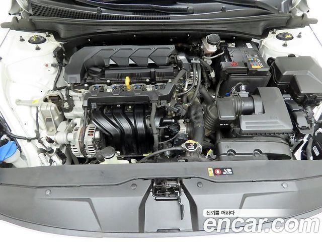 Hyundai AVANTE 2023 — photo 20