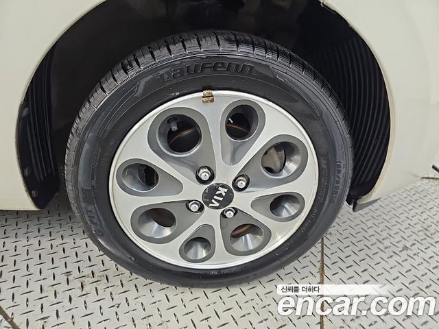 Kia morning 2012 — photo 18