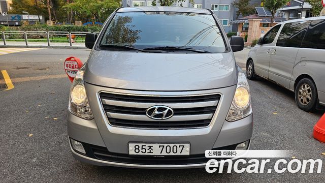 Hyundai Starex 2016 — photo 2