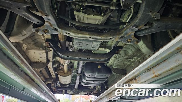 Hyundai Starex 2016 — photo 9