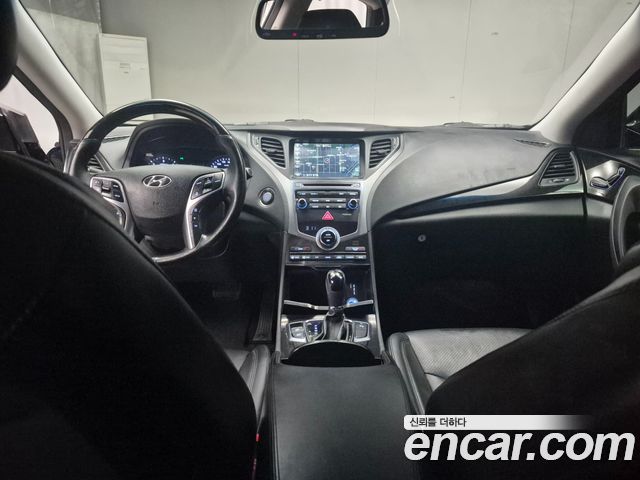 Hyundai Grandeur 2016 — photo 9