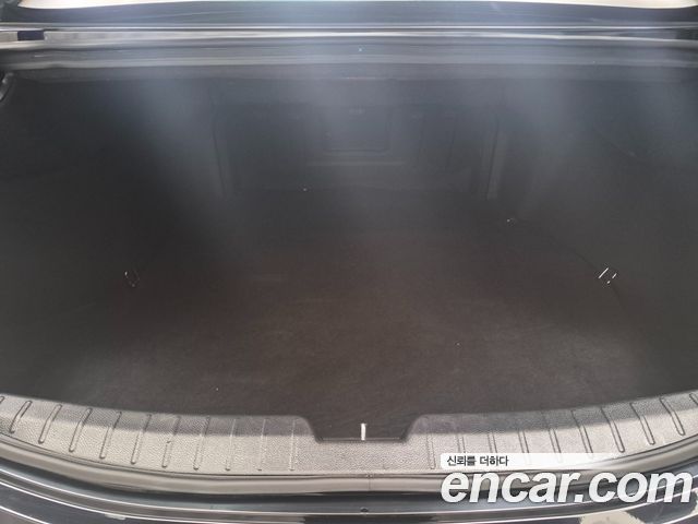 Hyundai Grandeur 2016 — photo 18
