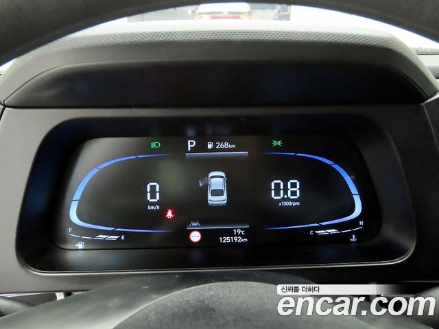 Hyundai AVANTE 2024 — photo 5