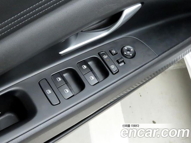Hyundai AVANTE 2024 — photo 12