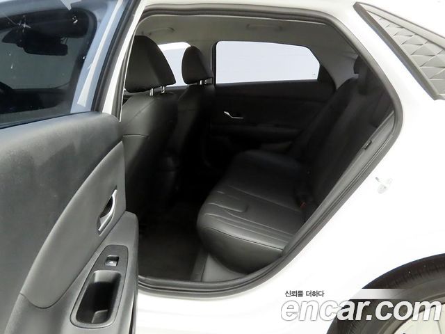 Hyundai AVANTE 2024 — photo 14