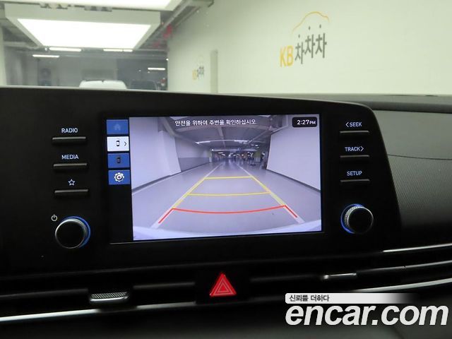 Hyundai AVANTE 2024 — photo 16