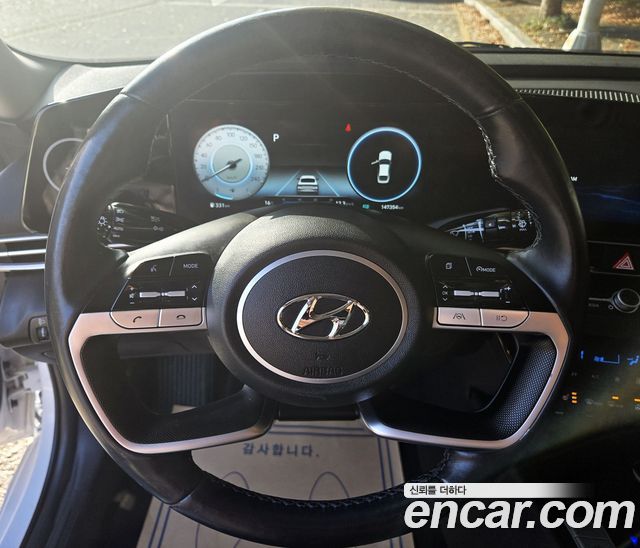 Hyundai AVANTE 2021 — photo 11