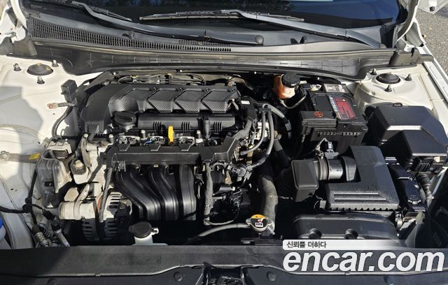 Hyundai AVANTE 2021 — photo 18