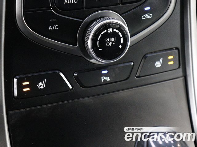 Hyundai AVANTE 2015 — photo 20