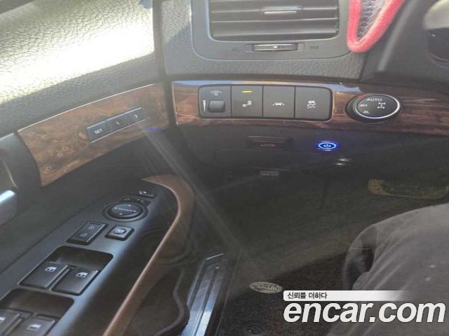 Kia Mohave 2018 — photo 16