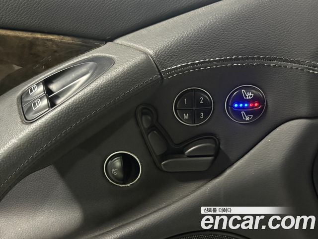 Mercedes-Benz SL-Class 2007 — photo 11