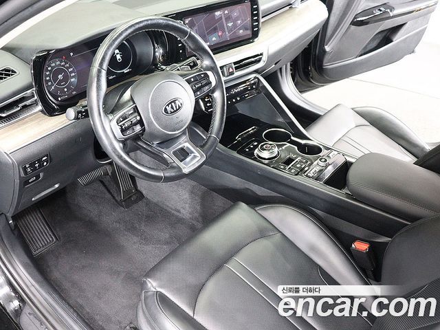 Kia K5 2021 — photo 9