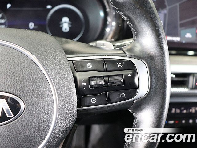 Kia K5 2021 — photo 17