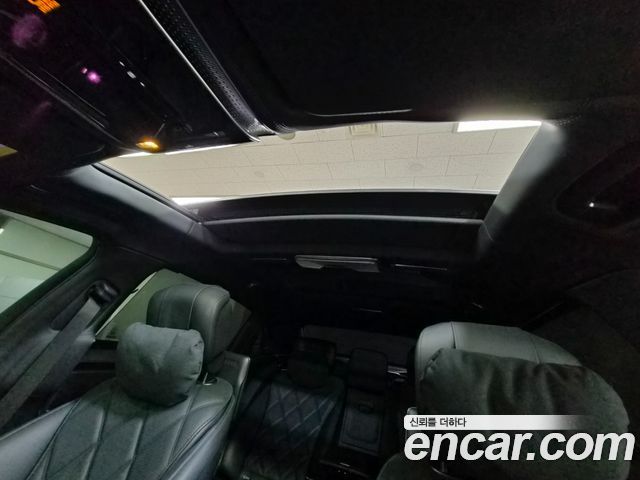 Mercedes-Benz S-Class 2023 — photo 15
