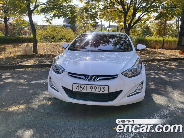 Hyundai AVANTE 2016 — photo 1
