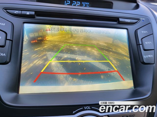 Hyundai AVANTE 2016 — photo 10
