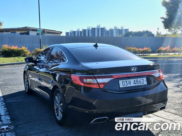 Hyundai Grandeur 2015 — photo 7