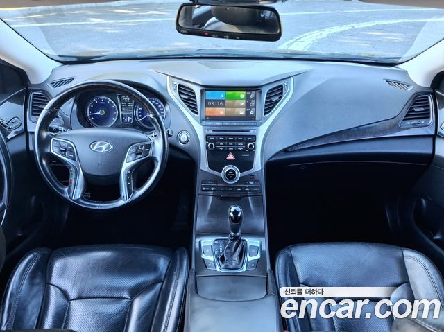 Hyundai Grandeur 2015 — photo 10