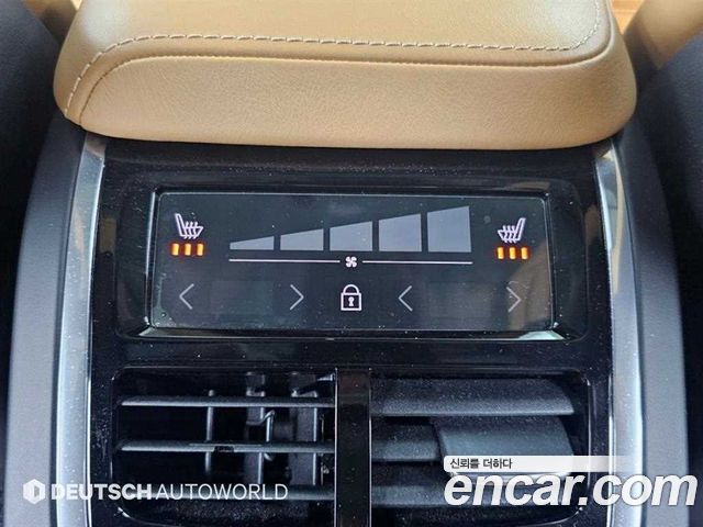 Volvo V60 2020 — photo 16