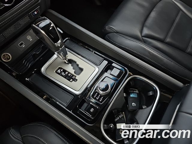 KG Mobility Rexton 2018 — photo 8