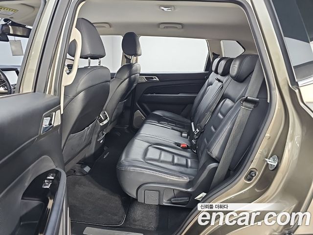 KG Mobility Rexton 2018 — photo 12
