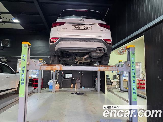 Hyundai Santafe 2019 — photo 3