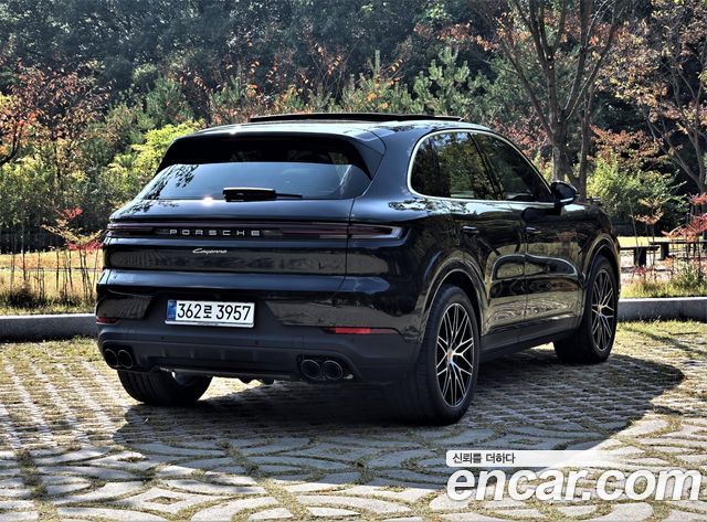 Porsche Cayenne 2025 — photo 2