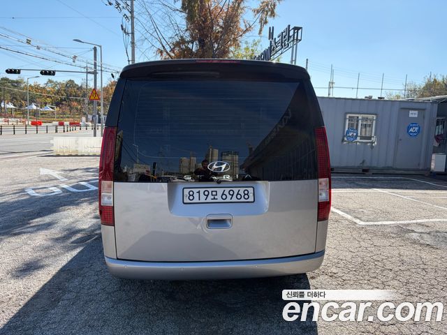 Hyundai Staria 2022 — photo 5