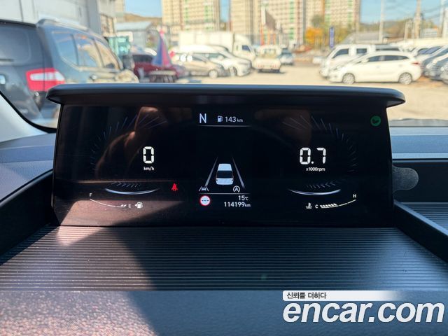 Hyundai Staria 2022 — photo 8