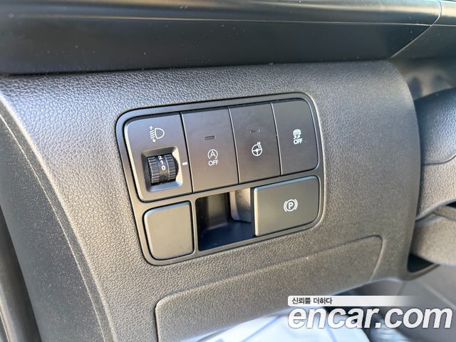 Hyundai Staria 2022 — photo 12