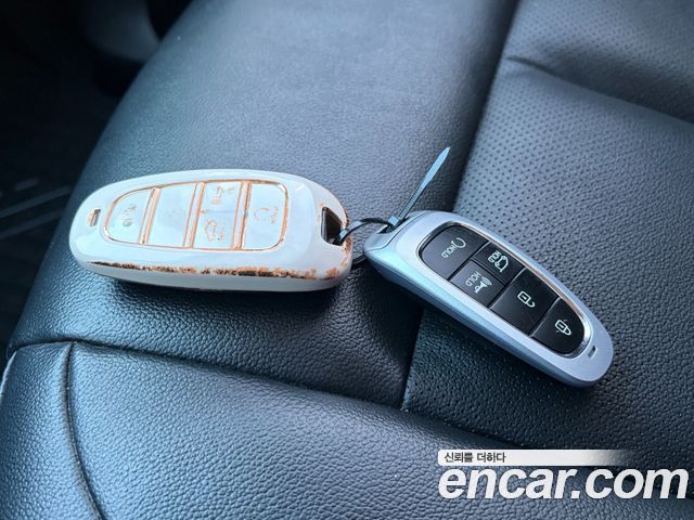 Hyundai Staria 2022 — photo 14
