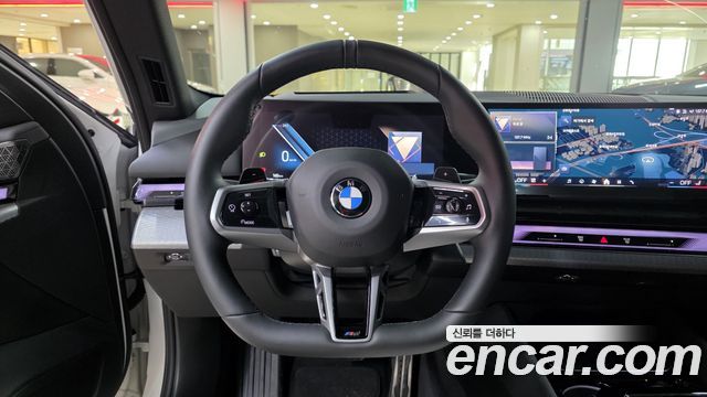 BMW 5-Series 2025 — photo 14