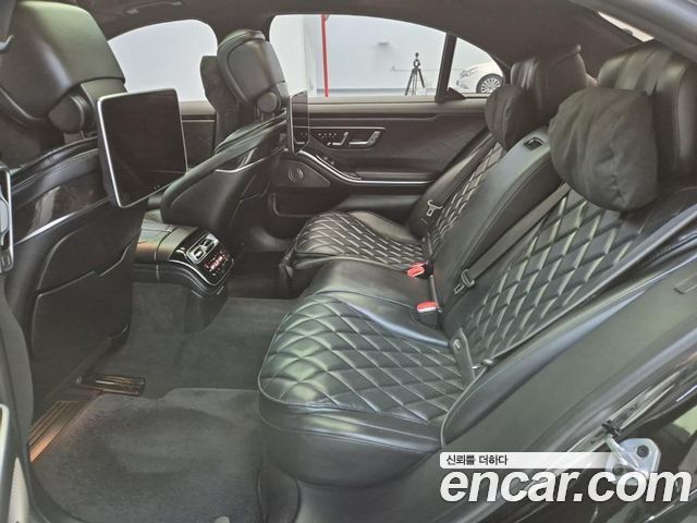 Mercedes-Benz S-Class 2022 — photo 12