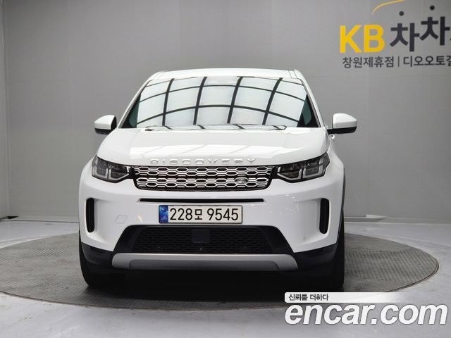 Land Rover Discovery Sport 2021 — photo 2