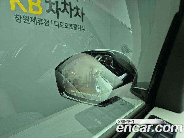Land Rover Discovery Sport 2021 — photo 12