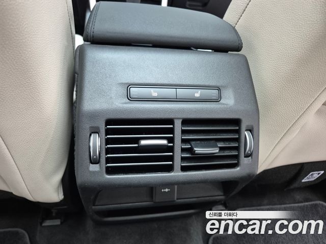 Land Rover Discovery Sport 2021 — photo 14
