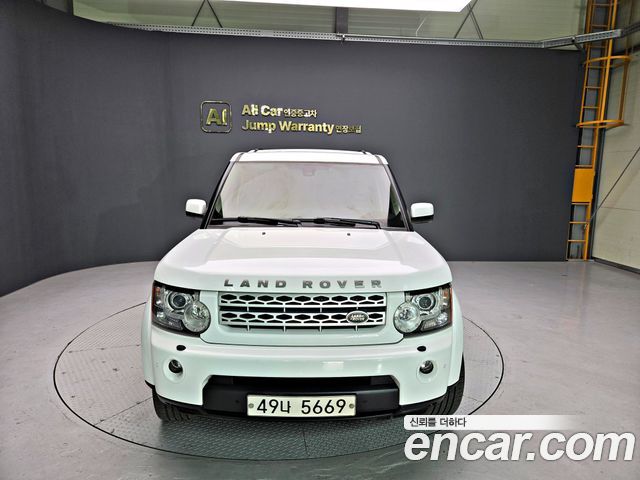 Land Rover Discovery 2013 — photo 2