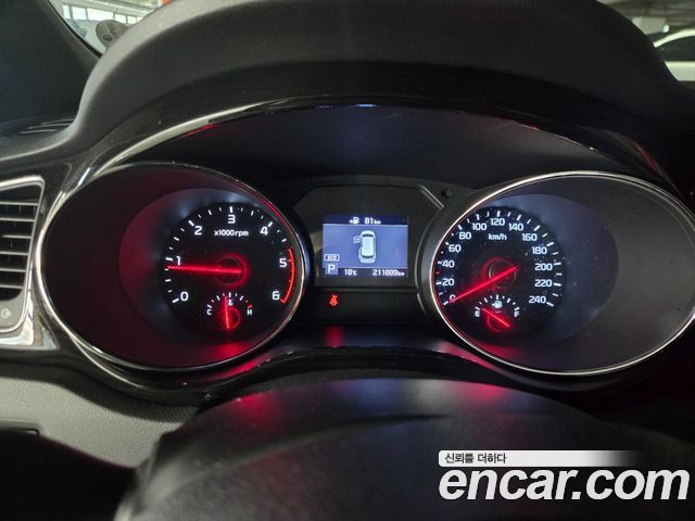 Kia Canival 2019 — photo 10