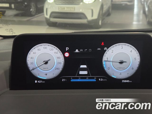 Hyundai Staria 2022 — photo 4