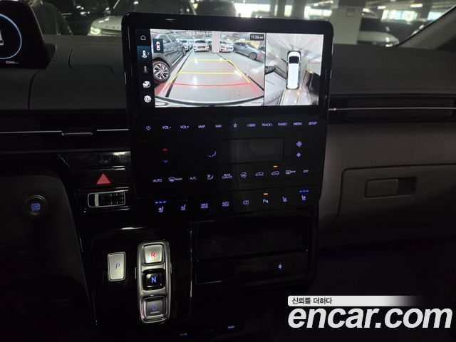 Hyundai Staria 2022 — photo 7
